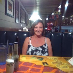 Meet your Posher, Connie